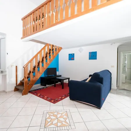Un Angolo Di Paradiso Nel Centro Di Nyaraló Anacapri